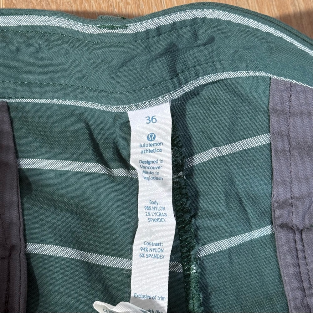Lululemon ABC commission Golf Performance Shorts. casual chino flat front. 36 - Picture 4 of 6
